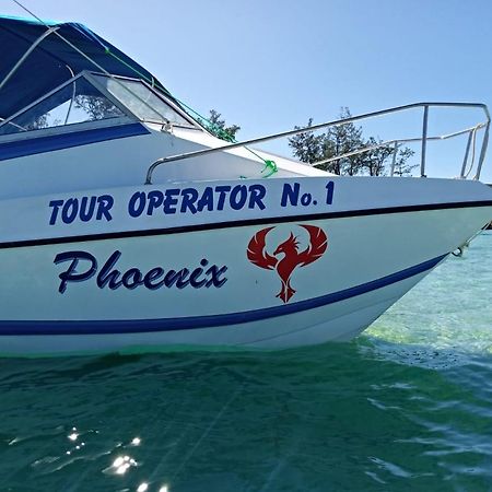 Dolphin Dhow Beach Safaris فيلانكولوس المظهر الخارجي الصورة