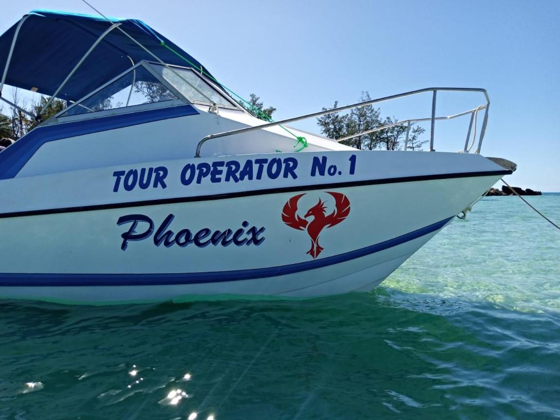 Dolphin Dhow Beach Safaris فيلانكولوس المظهر الخارجي الصورة