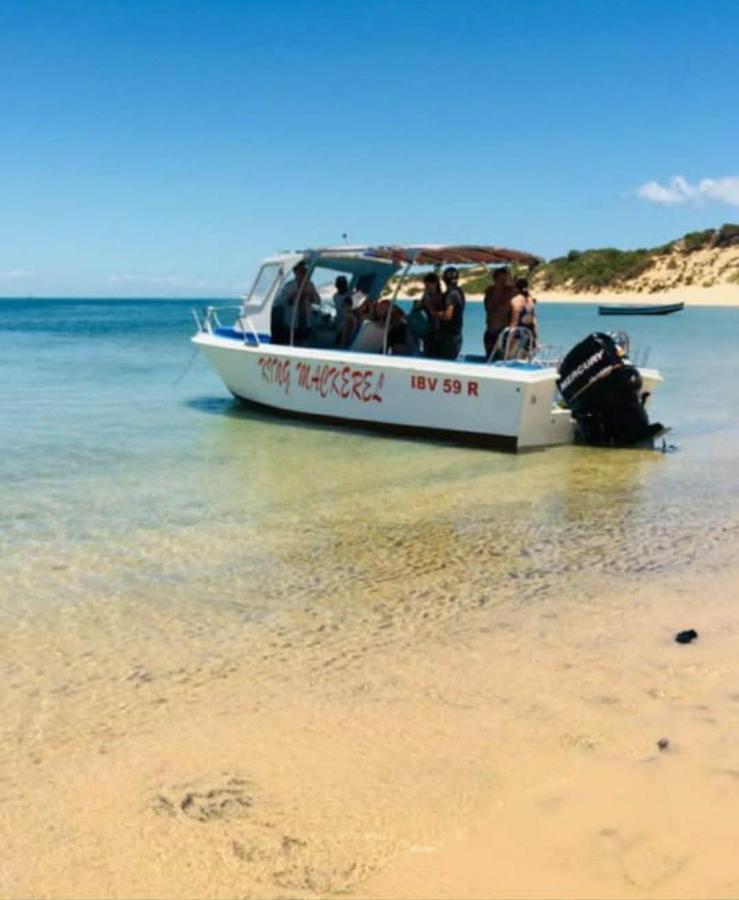 Dolphin Dhow Beach Safaris فيلانكولوس المظهر الخارجي الصورة